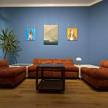 Apartment Galerie Palmstroem *
